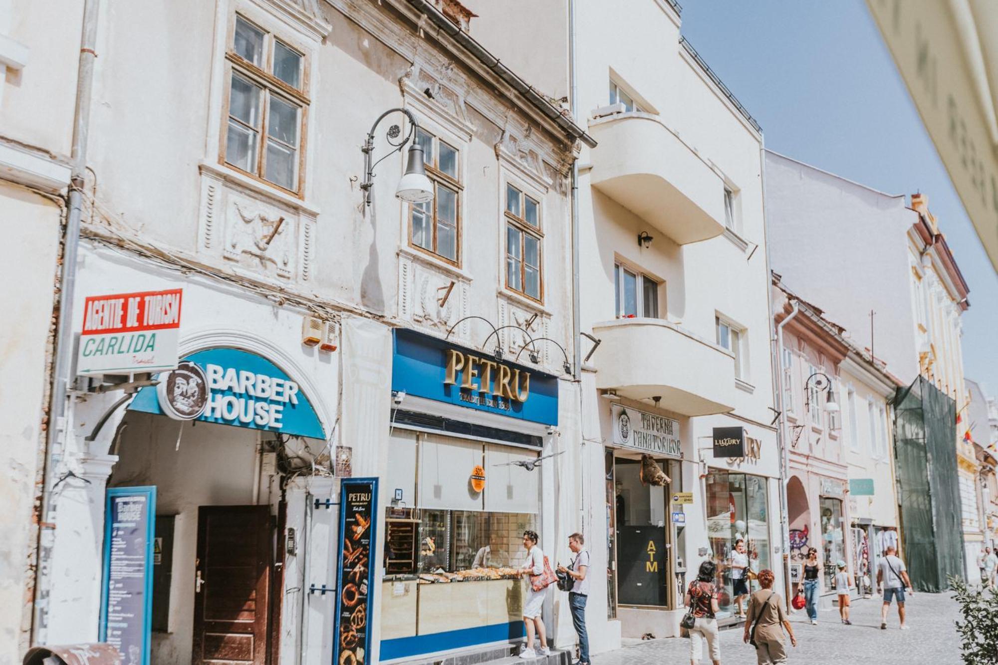 Locart -Cozy Downtown Apartment, Near Black Church With Free Wi-Fi Braşov Eksteriør billede